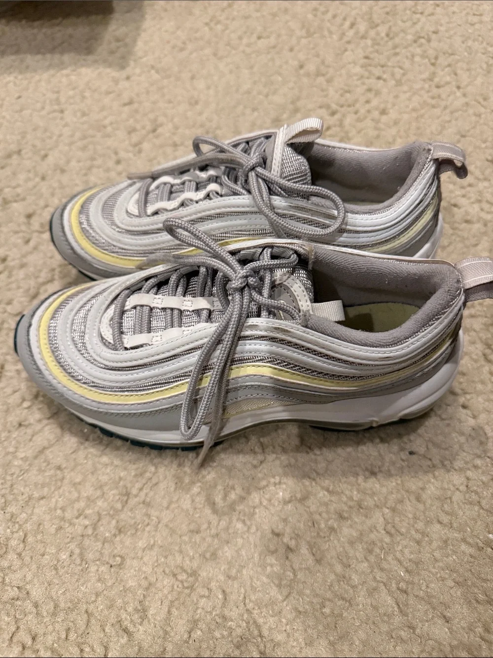 Nike lightweight sneakers